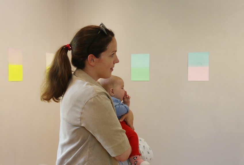 „Mit Baby ins Museum“     Kunstmuseum Villa Zanders in Kooperation mit der Katholischen Familienbildungsstätte Bergisch Gladbach